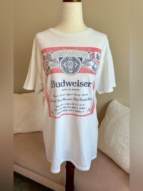 Junk Food Urban Budweiser Beer Graphic T-Shirt Women’s Small White Cotton Tee